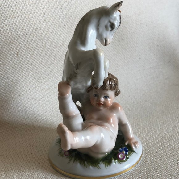 Goat with Baby Boy figurine Augarten Wien Rare - Picture 2 of 6